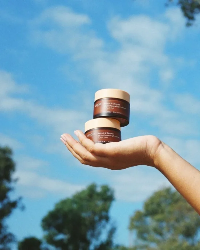 Tratamiento rejuvenecedor con retinol y ginseng